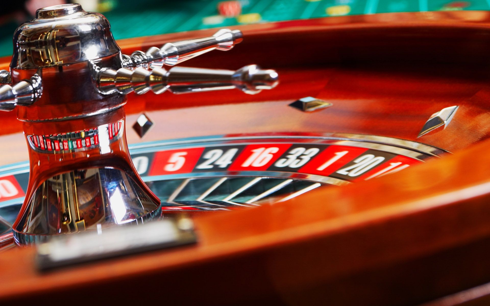 Pay with your credit or debit card and enjoy a gambling experience at the UK online casino