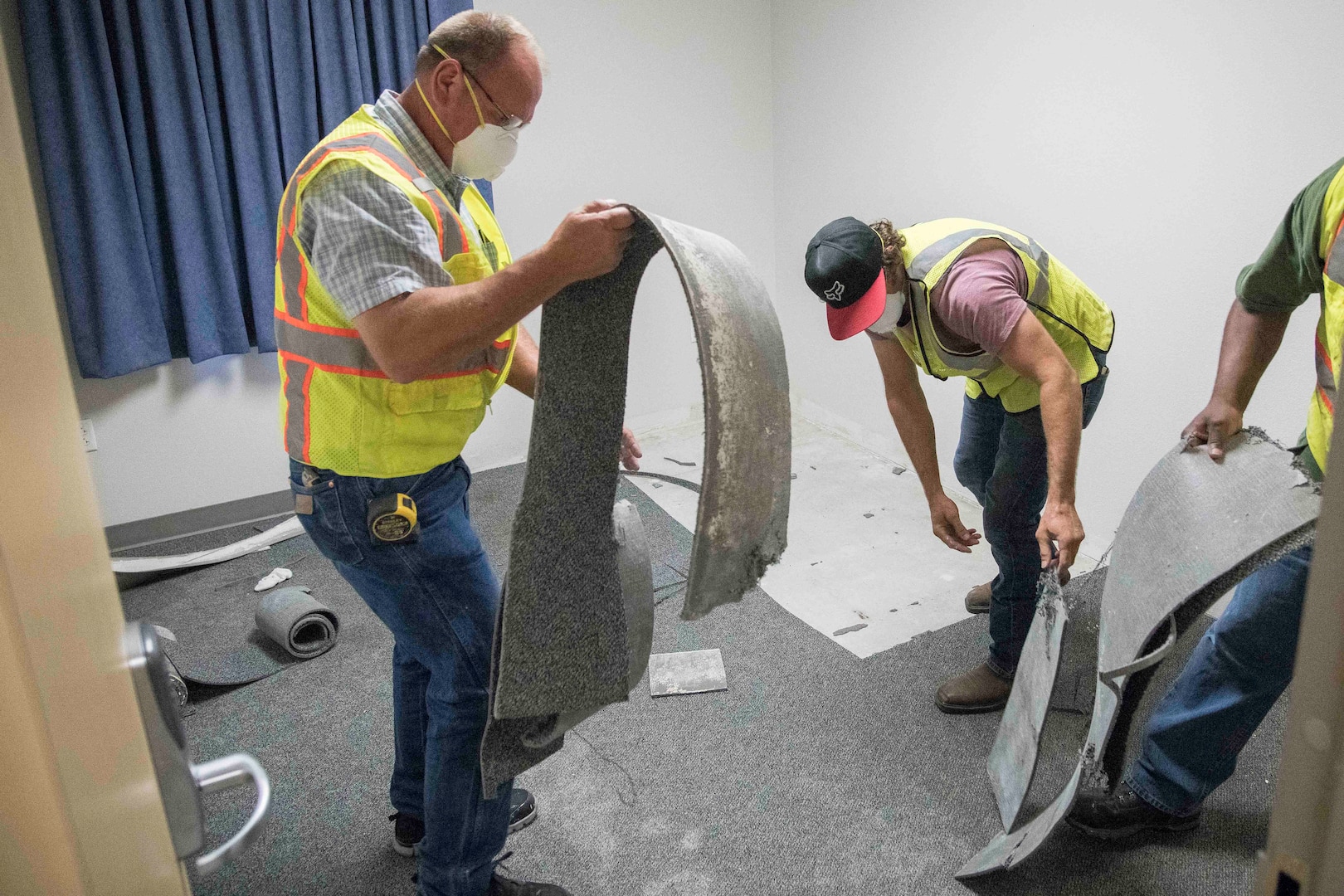 What Mold Remediation Experts Do?