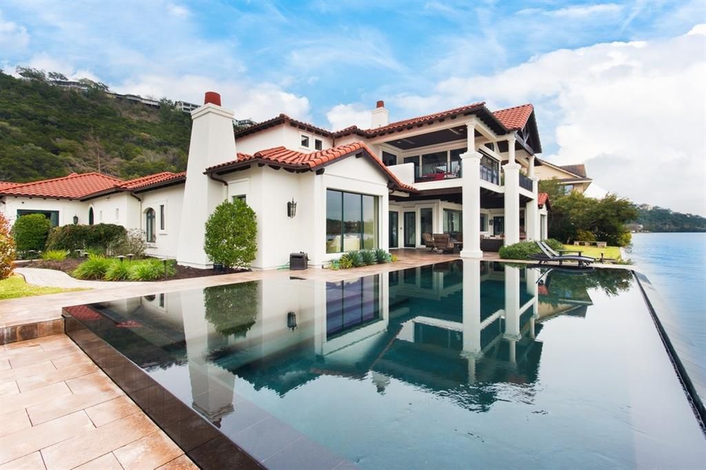 Pros And Cons Of Buying A Home On Lake Travis